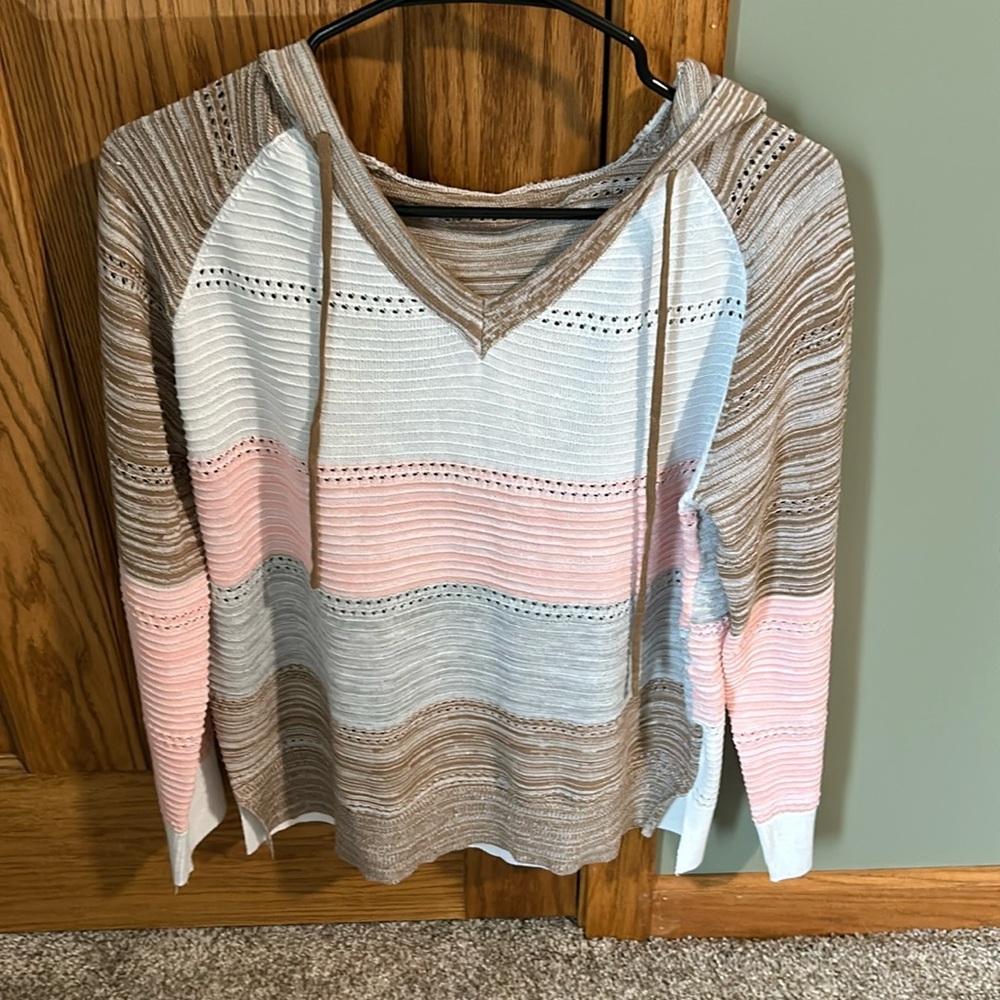 Women’s hooded top size Small.